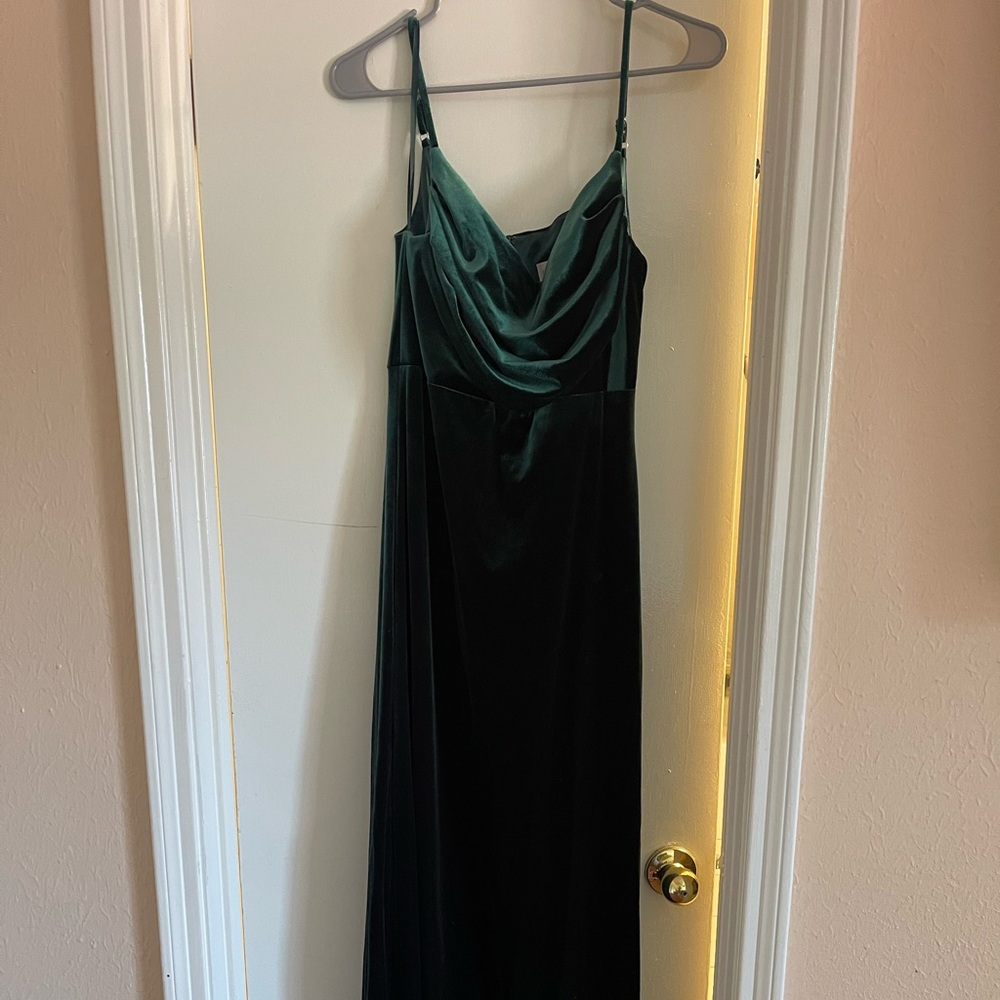 Revelry velvet scoop neck dress is forest green